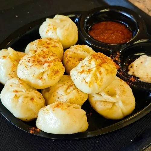 Classic Steamed Momos