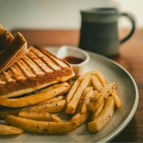 Aloo Tikki Sandwich